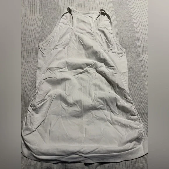 (2) LIKE NEW Athleta Momentum Tanks - Picture 7 of 8